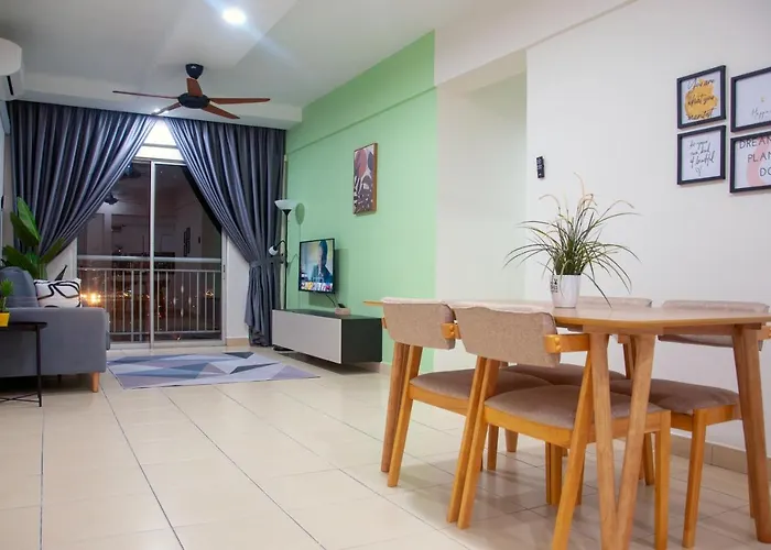 Five H Family Service Apartment